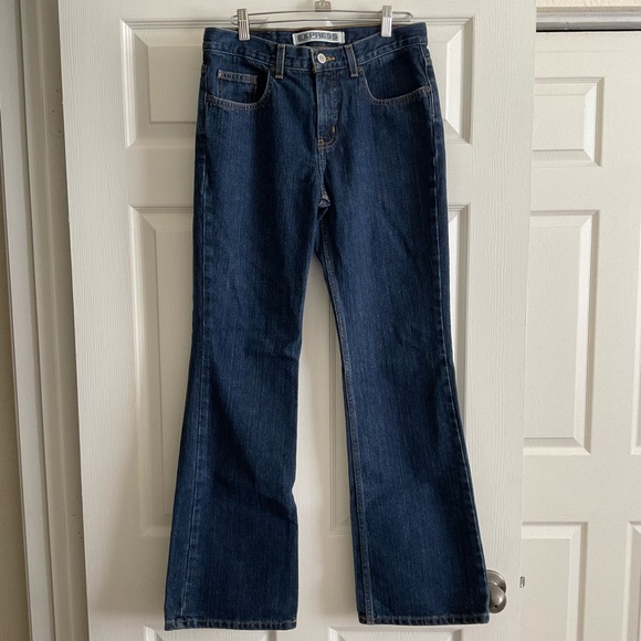 Express Precision Fit Low Rise Flare Jeans Size 5/6 R - Picture 8 of 8